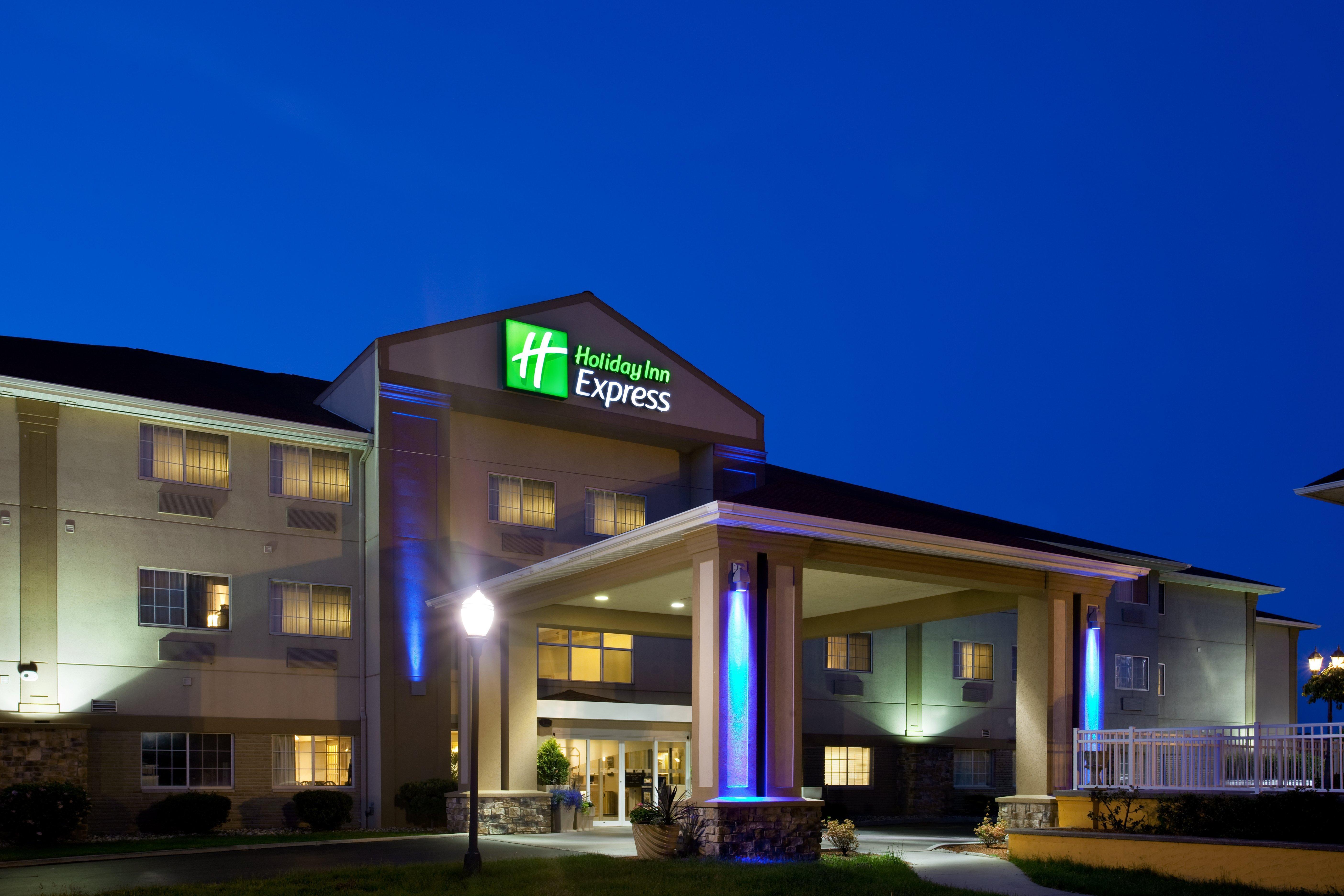 Holiday Inn Express Hotel & Suites-Saint Joseph, An Ihg Hotel Εξωτερικό φωτογραφία